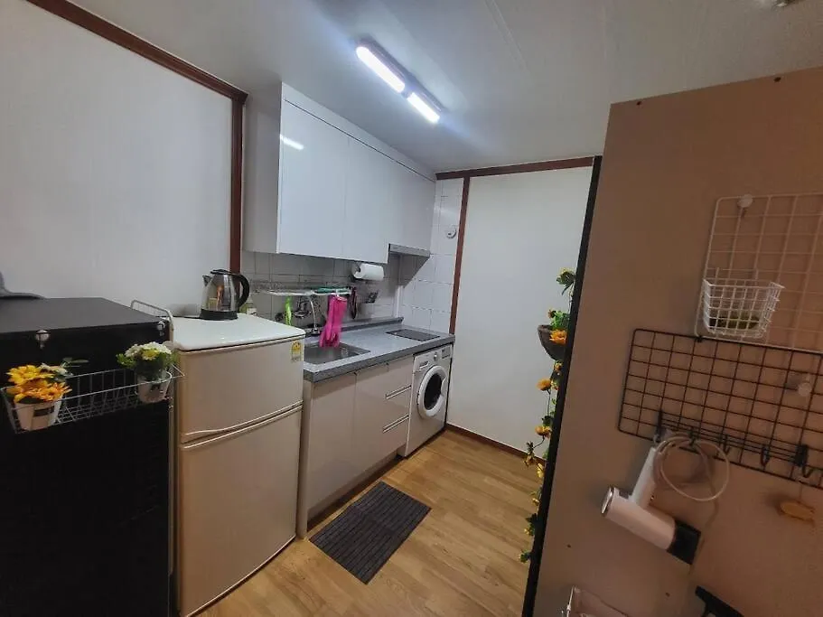Incheon Orange Houseアパートメント 0*,
