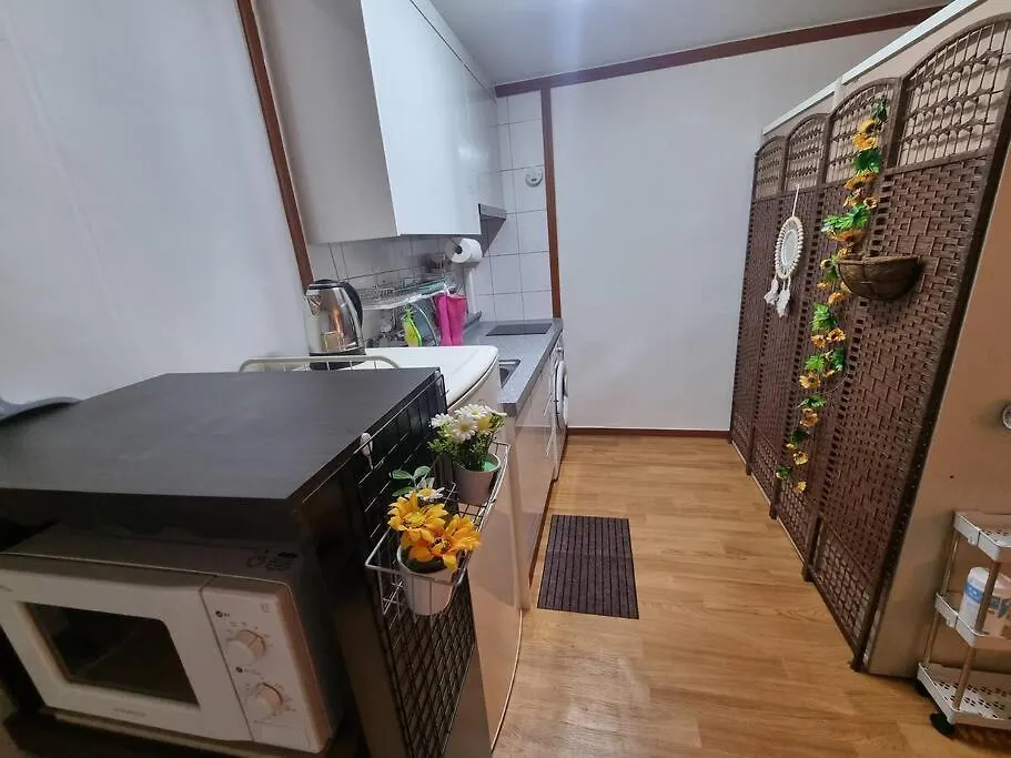 Incheon Orange House Apartment